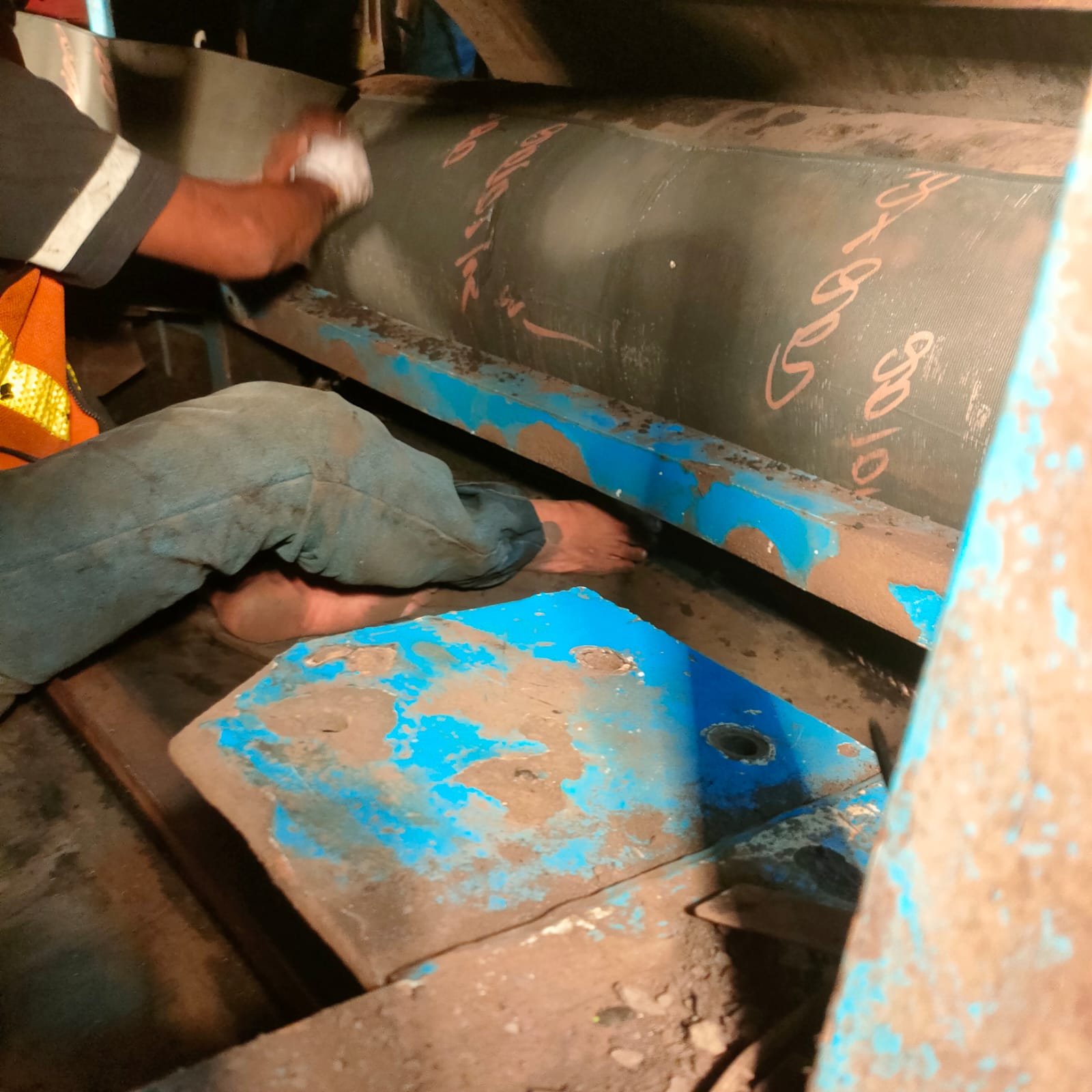 JASA HOT SPLICING.COLD SPLICING & LAGGING PULLEY